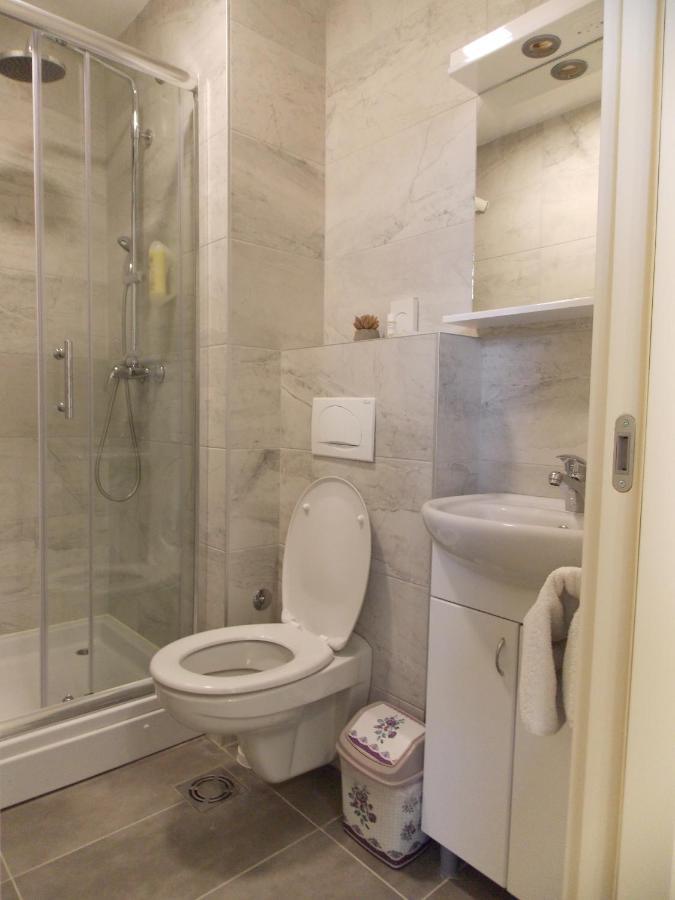 נובי סאד Mediteraneo Apartmani מראה חיצוני תמונה